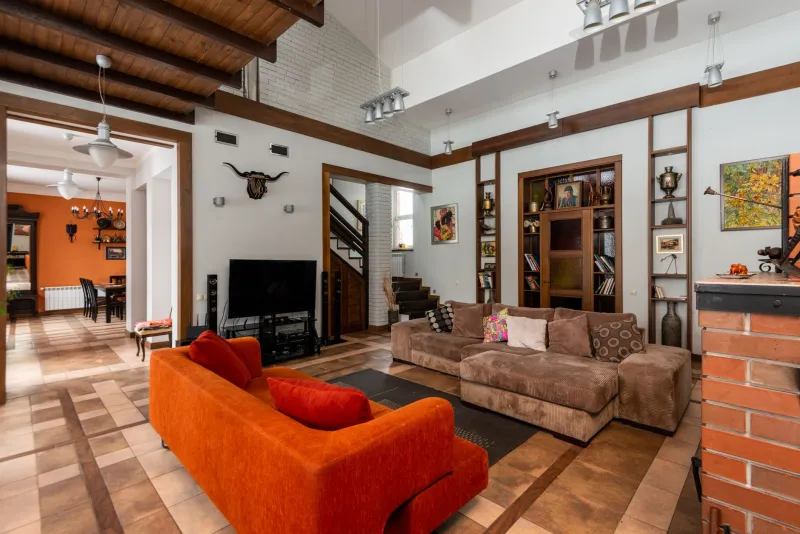 Walls We Never Needed: What Open-Plan Living Tells Us About Modern American Identity